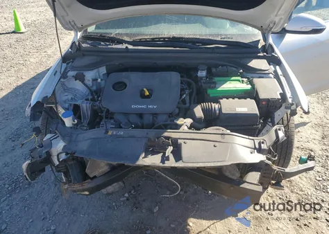 2017 Hyundai Elantra Se из США, поврежденный, VIN 5NPD84LFXHH061629